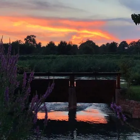 La Finestra Sul Fiume Frühstückspension