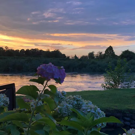 Frühstückspension La Finestra Sul Fiume