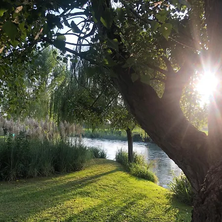 La Finestra Sul Fiume Отель типа 